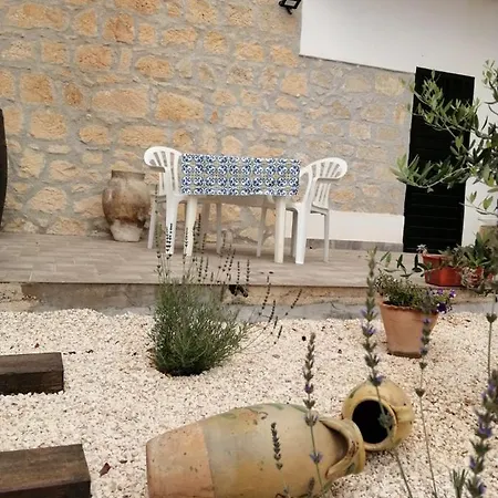 Holiday home Casa Gogala Caltabellotta